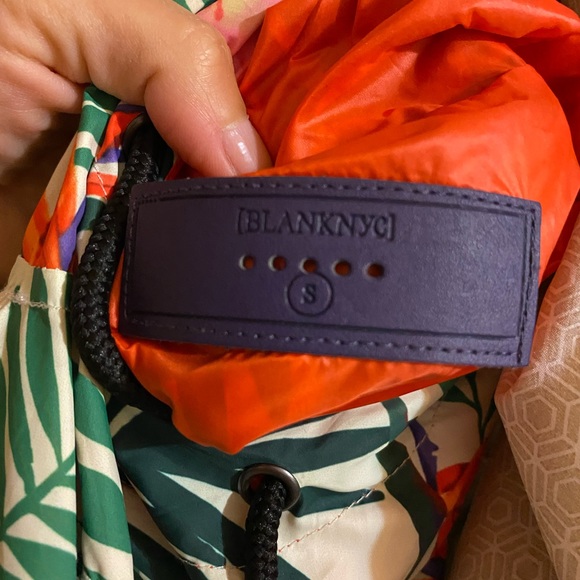 Jacket - Picture 4 of 6